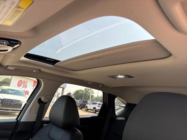 Photo of 2025 Serenity White Pearl Hyundai TUCSON