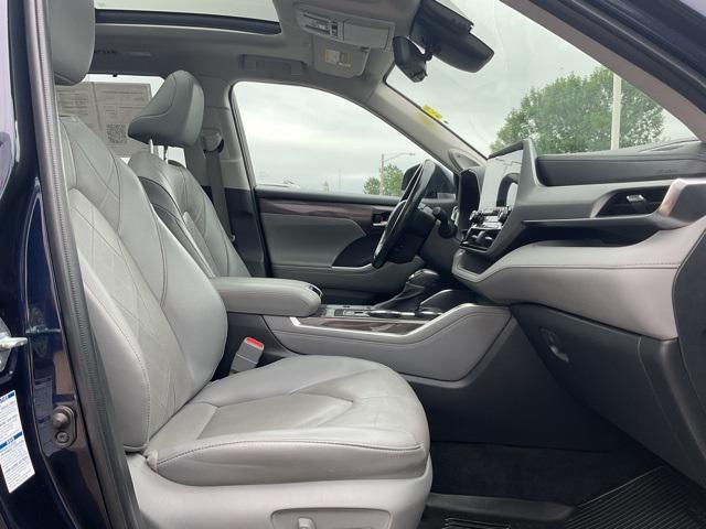 Photo of 2022  Toyota Highlander Hybrid