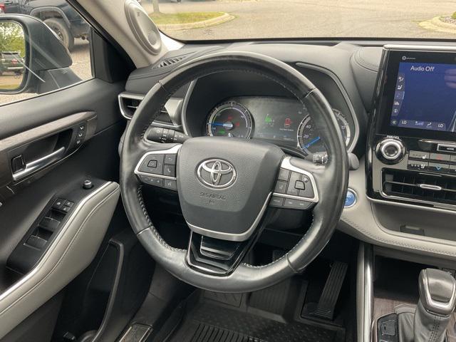 Photo of 2022  Toyota Highlander Hybrid