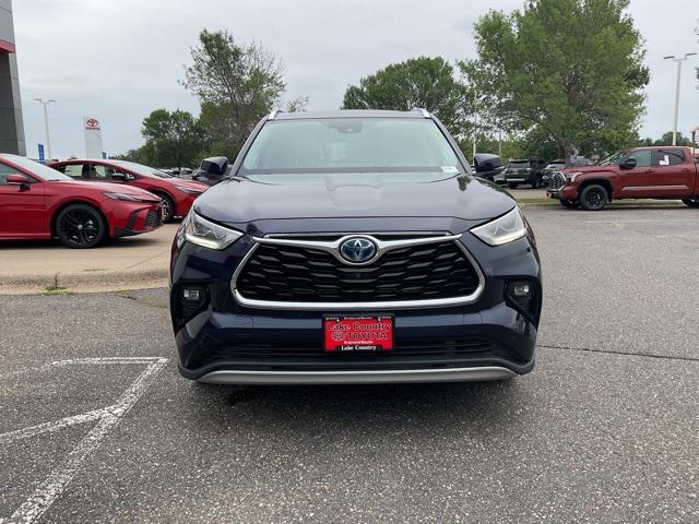 Photo of 2022  Toyota Highlander Hybrid