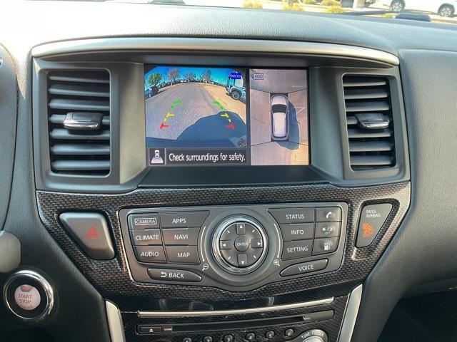 Photo of 2019 Midnight Pine Metallic Nissan Pathfinder