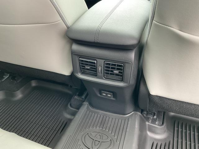 Photo of 2022 Silver Sky Metallic Toyota RAV4
