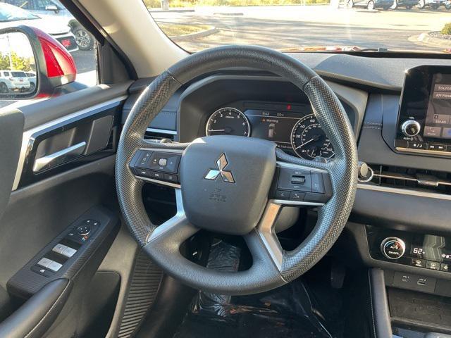 Photo of 2022 Red Diamond Mitsubishi Outlander