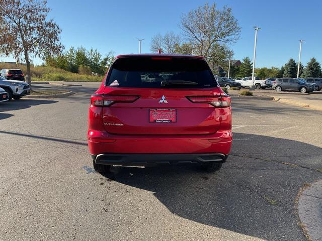 Photo of 2022 Red Diamond Mitsubishi Outlander
