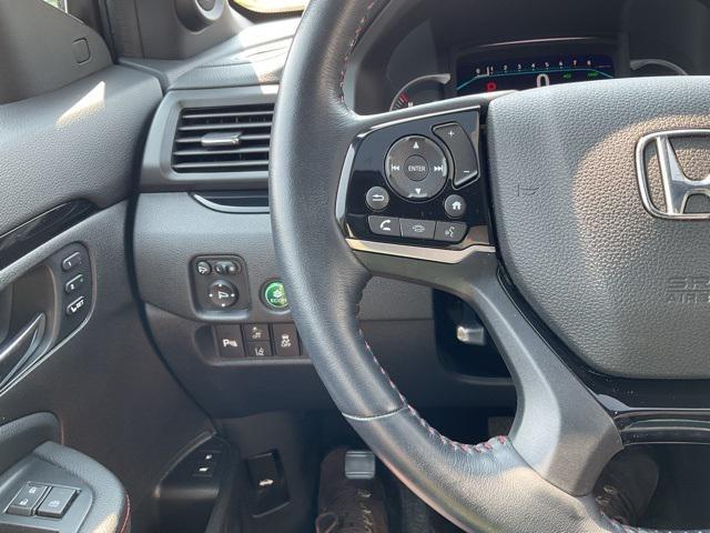 Photo of 2022 Platinum White Pearl Honda Pilot