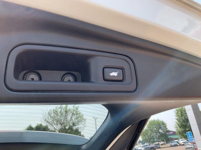 Photo of 2022 Platinum White Pearl Honda Pilot