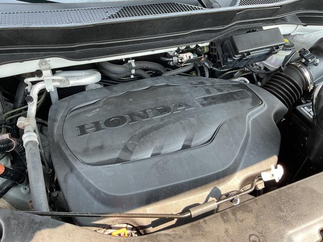 Photo of 2022 Platinum White Pearl Honda Pilot