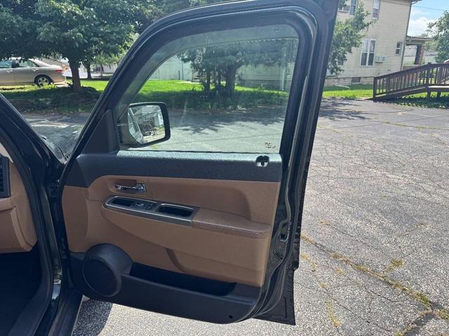 Photo of 2011 Natural Green Pearlcoat Jeep Liberty