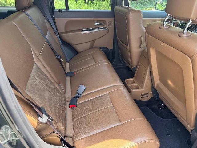 Photo of 2011 Natural Green Pearlcoat Jeep Liberty