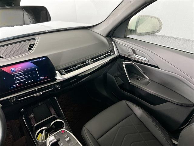 Photo of 2025 Alpine White BMW X1
