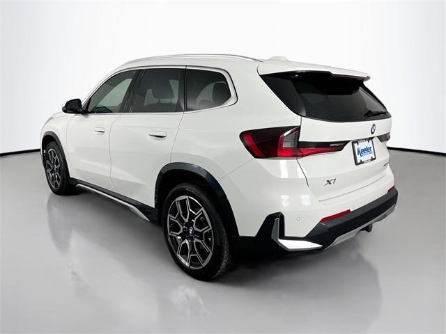 Photo of 2025 Alpine White BMW X1