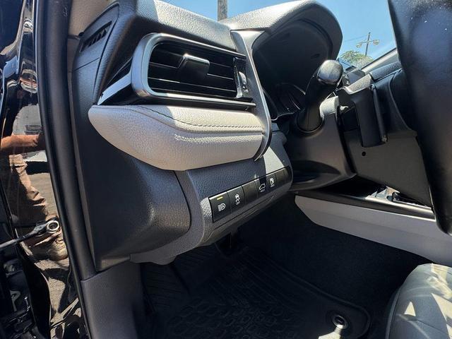 Photo of 2021 Black Toyota Camry