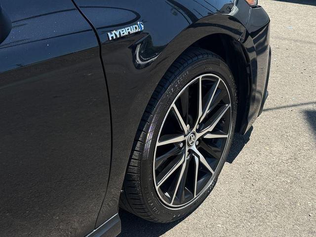Photo of 2021 Black Toyota Camry