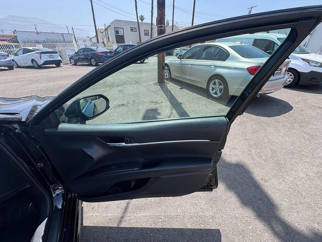 Photo of 2021 Black Toyota Camry