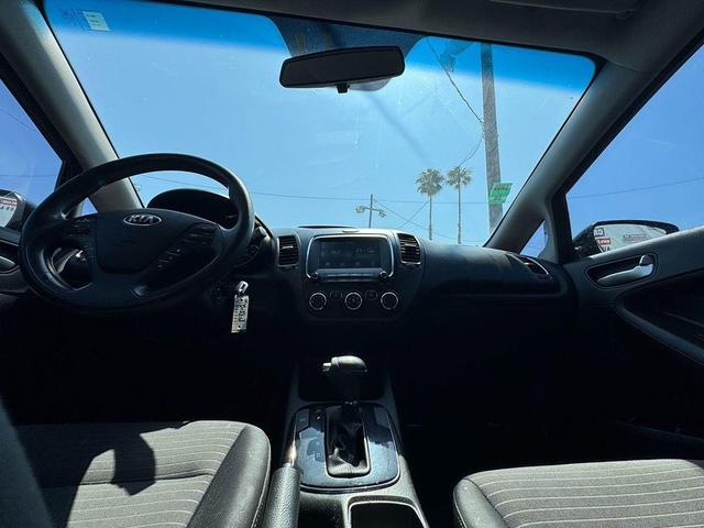 Photo of 2018 Aurora Black Kia Forte