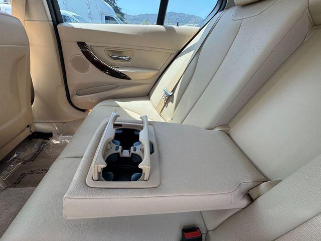 Photo of 2015 Gold BMW 320