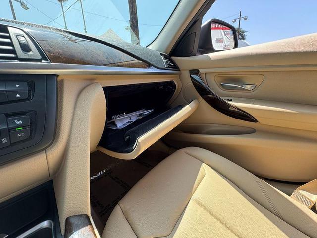 Photo of 2015 Gold BMW 320