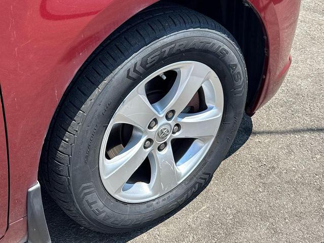 Photo of 2013 Salsa Red Pearl Toyota Sienna