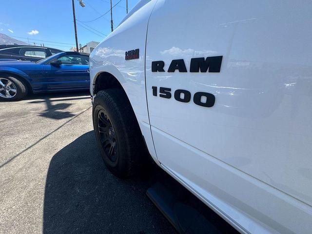 Photo of 2016 Bright White Clearcoat RAM 1500
