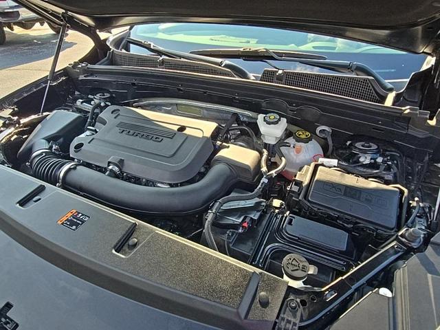 Photo of 2023 Ebony Twilight Metallic Buick Envision
