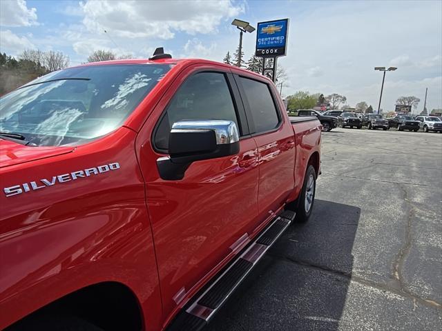 Photo of 2022 Red Hot Chevrolet Silverado 1500