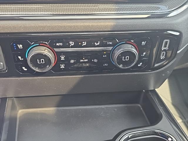 Photo of 2022 Glacier Blue Metallic Chevrolet Silverado 1500