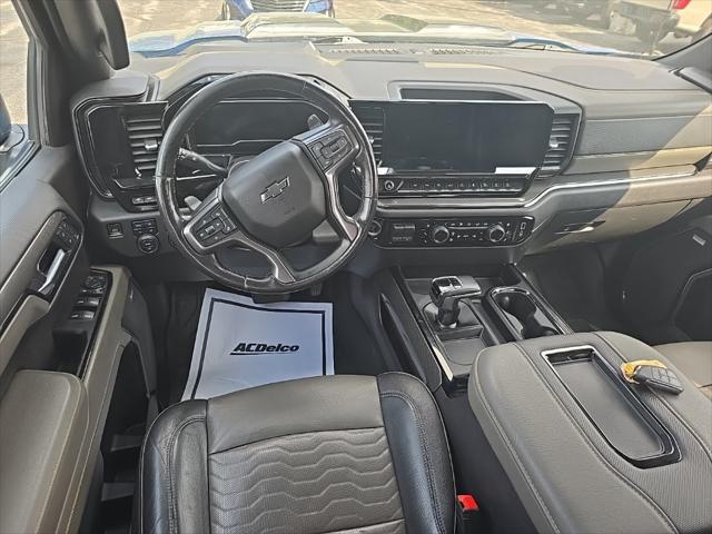 Photo of 2022 Glacier Blue Metallic Chevrolet Silverado 1500