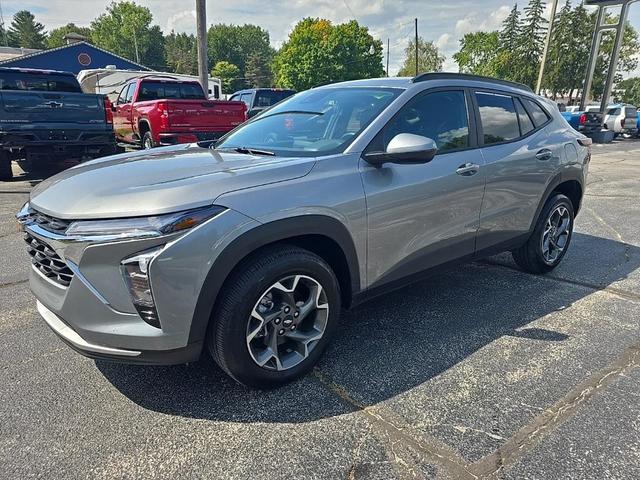 Photo of 2024 Sterling Gray Metallic Chevrolet Trax