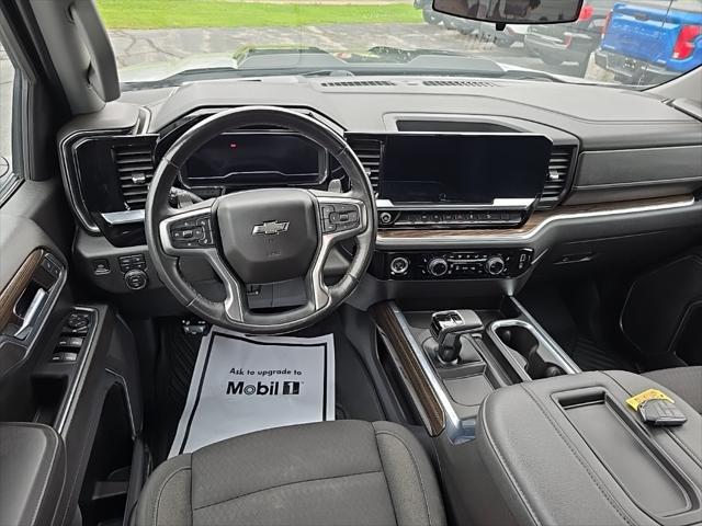 Photo of 2022 Silver Ice Metallic Chevrolet Silverado 1500
