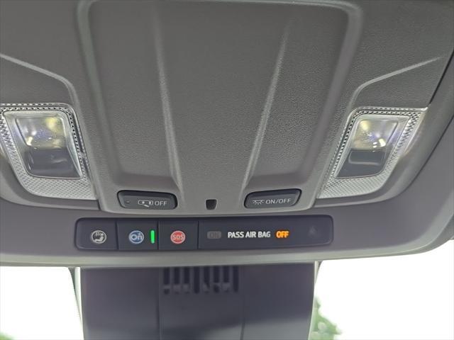 Photo of 2022 Silver Ice Metallic Chevrolet Silverado 1500
