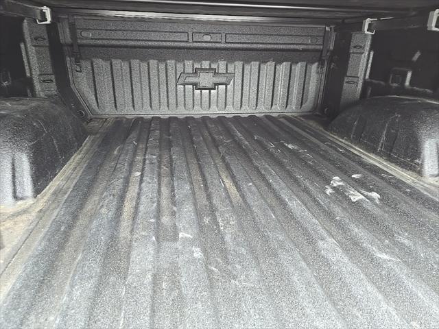Photo of 2022 Silver Ice Metallic Chevrolet Silverado 1500