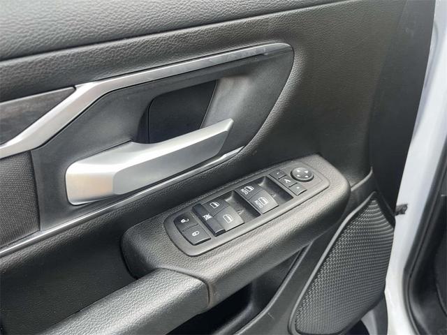 Photo of 2024 Bright White Clearcoat RAM 1500