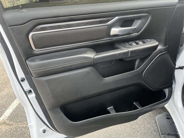 Photo of 2024 Bright White Clearcoat RAM 1500