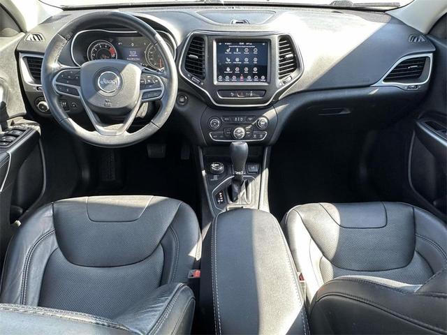 Photo of 2021 Sting Gray Clearcoat Jeep Cherokee