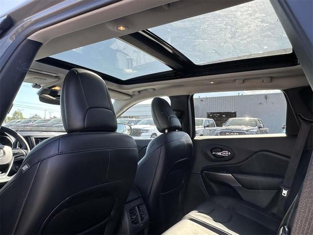 Photo of 2021 Sting Gray Clearcoat Jeep Cherokee