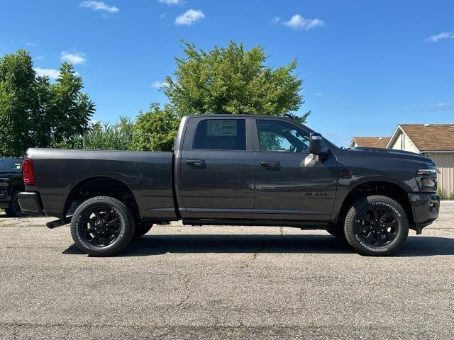 Photo of 2025 Granite Crystal Clearcoat Metallic RAM 2500
