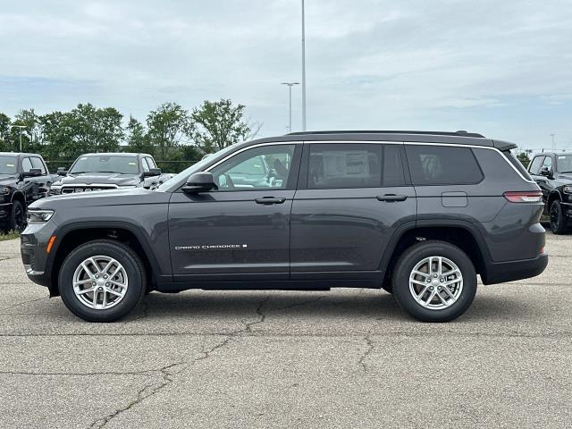 Photo of 2025 Metallic Jeep Grand Cherokee L