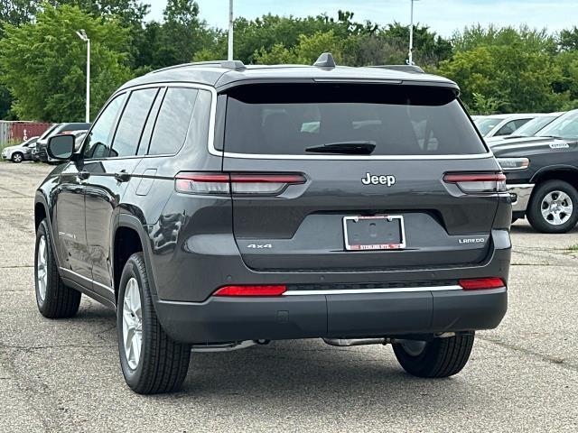 Photo of 2025 Metallic Jeep Grand Cherokee L