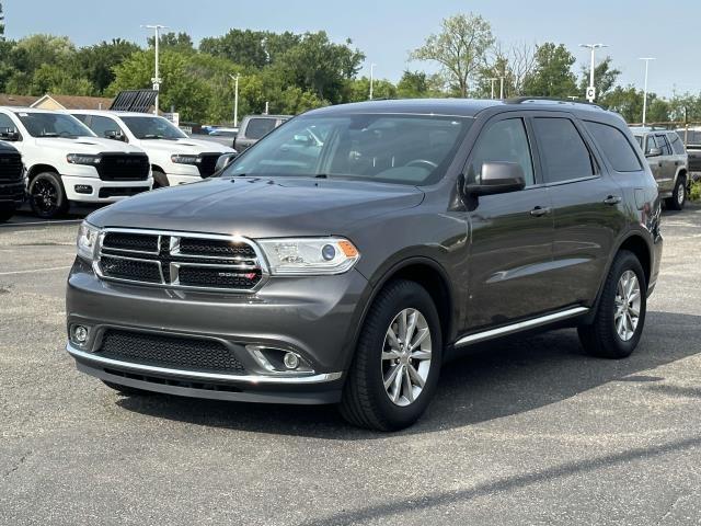 Photo of 2018 Granite Clearcoat Metallic Dodge Durango