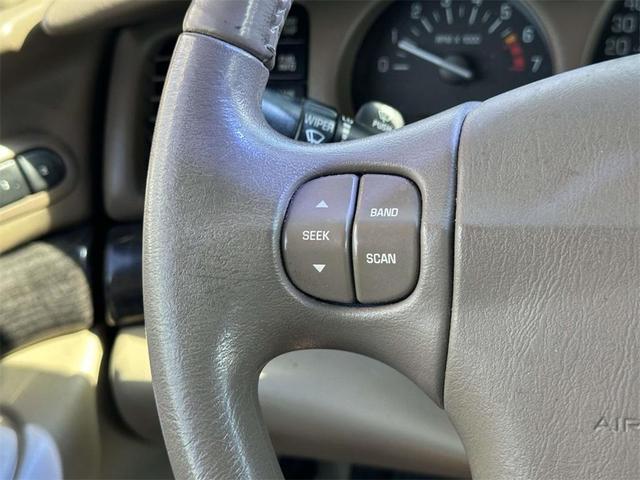 Photo of 2004 Crimson Pearl Buick LeSabre