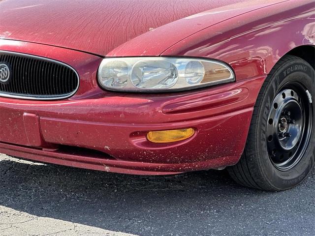 Photo of 2004 Crimson Pearl Buick LeSabre