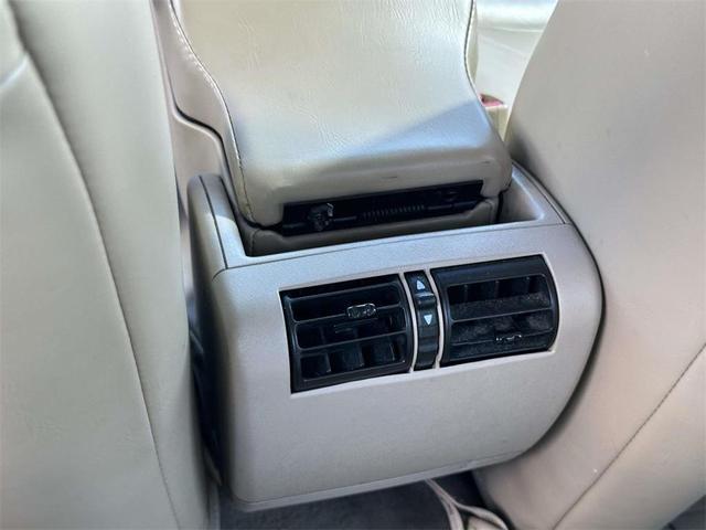 Photo of 2004 Crimson Pearl Buick LeSabre