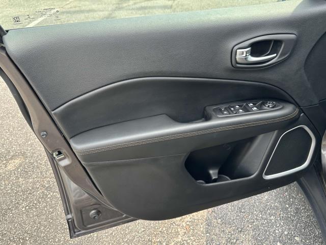 Photo of 2020 Granite Crystal Clearcoat Metallic Jeep Compass