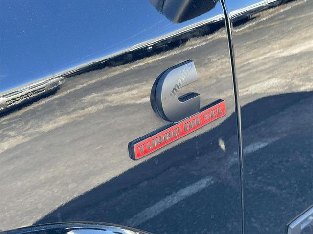 Photo of 2024 Diamond Black RAM 2500