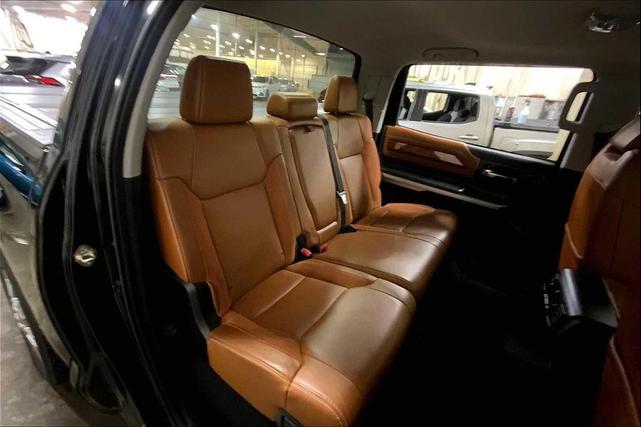 Photo of 2016 Midnight Black Metallic Toyota Tundra
