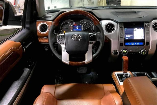 Photo of 2016 Midnight Black Metallic Toyota Tundra