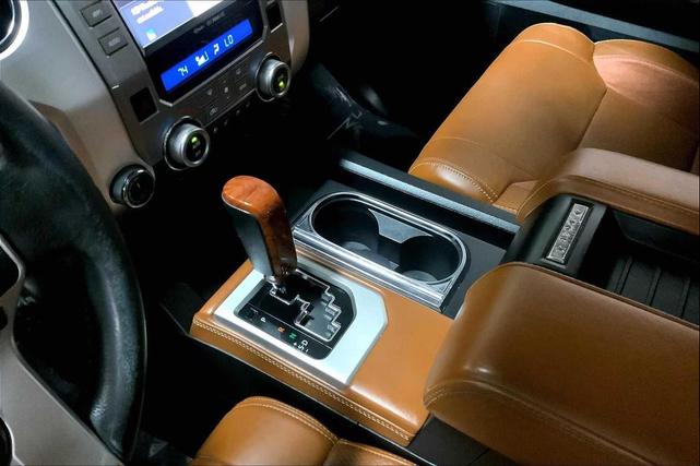 Photo of 2016 Midnight Black Metallic Toyota Tundra