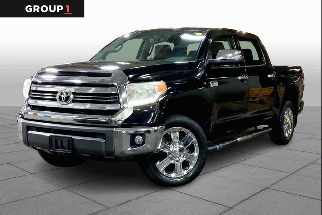 Photo of 2016 Midnight Black Metallic Toyota Tundra