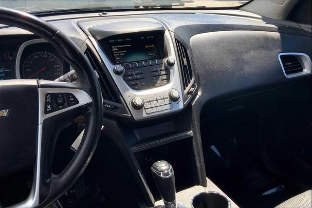 Photo of 2017 Summit White Chevrolet Equinox