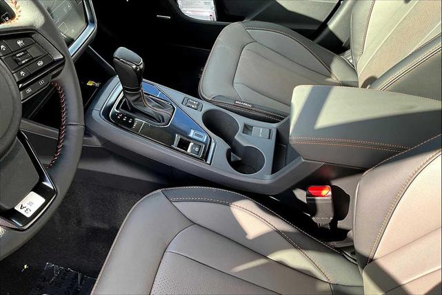 Photo of 2025 Magnetite Gray Metallic/Crystal Black Silica Subaru Crosstrek